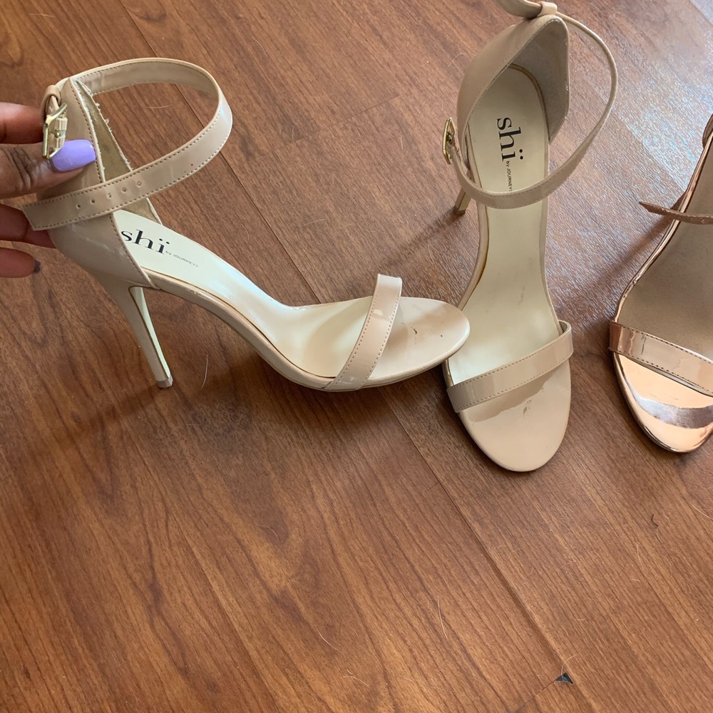 Ladies shoes